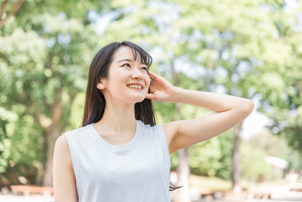 笑顔の女性